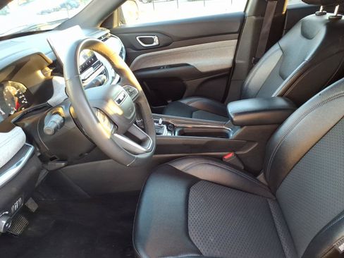 Used 2024 Jeep Compass Latitude AWD/4WD image 11