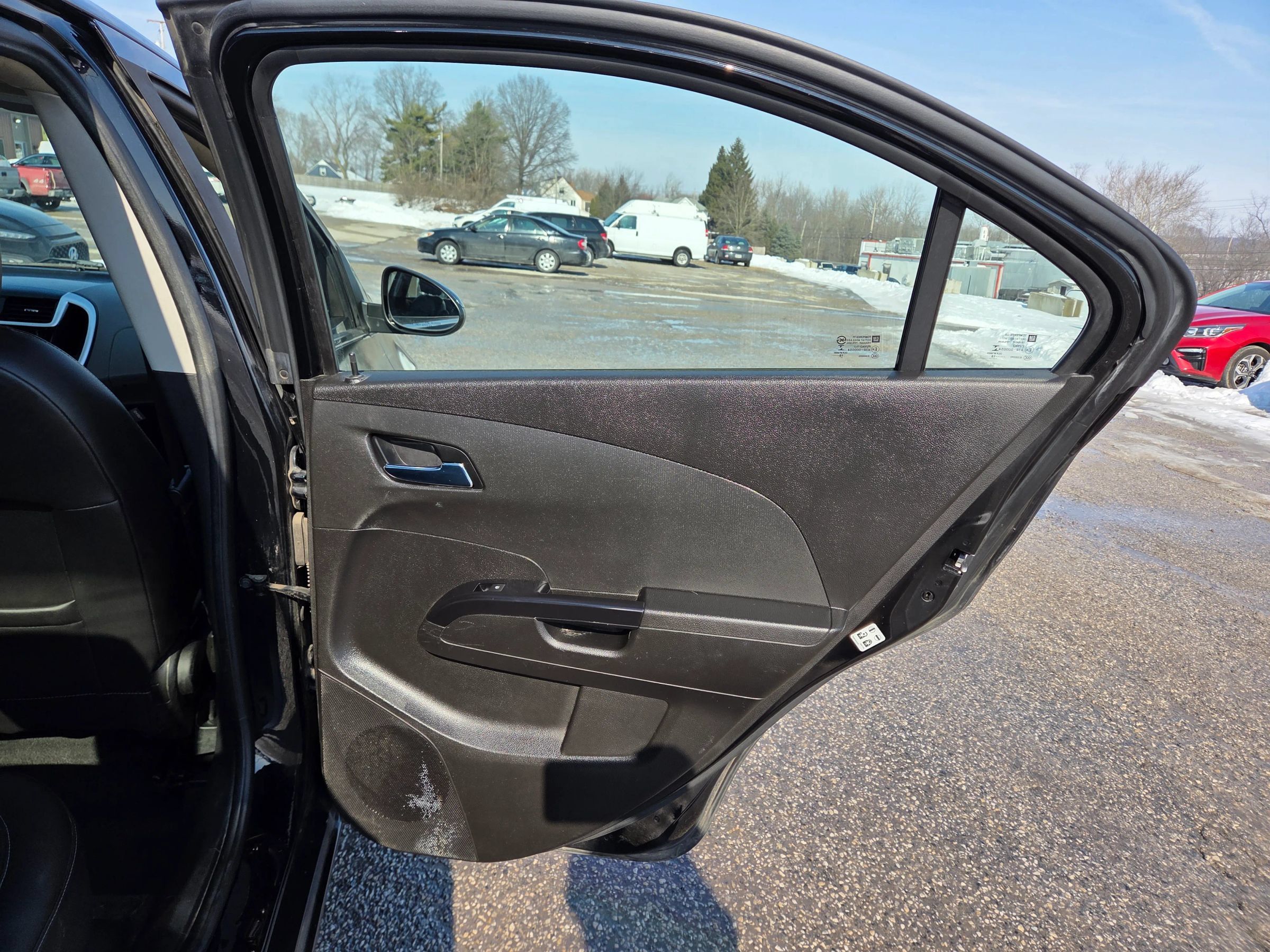 Used 2019 Chevrolet Sonic Premier FWD image 18