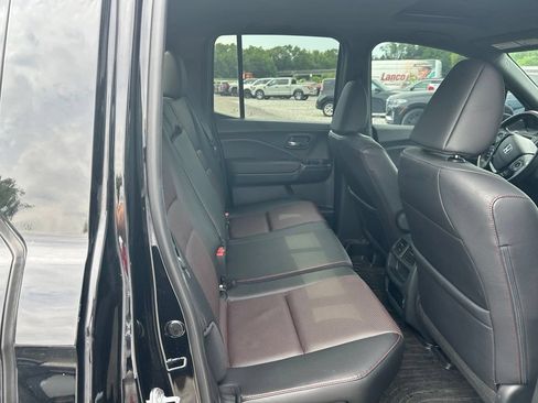 Used 2023 Honda Ridgeline Black Edition image 12