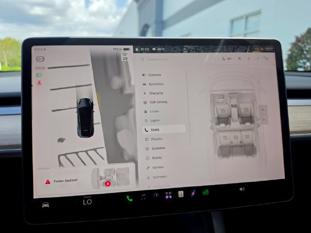 Used 2024 Tesla Model Y 2WD image 49