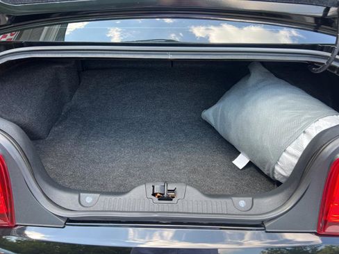 Used 2010 Ford Mustang Shelby GT500 image 17