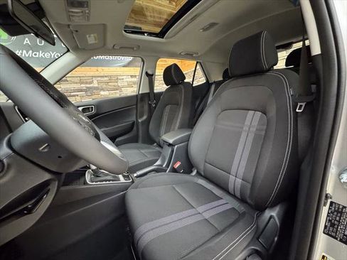 New 2026 Hyundai Venue SEL image 17