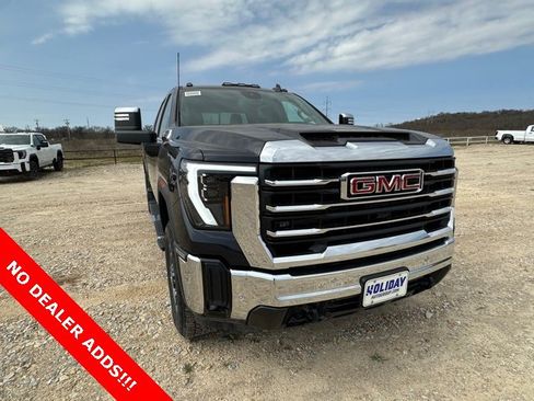 New 2026 GMC Sierra 2500 SLT image 1