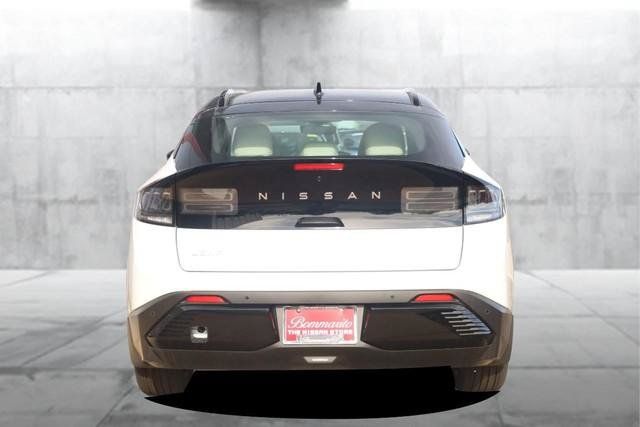 New 2026 Nissan Leaf Platinum+ w/ Cargo Package (Platinum+) FWD image 6