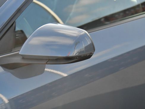 Used 2024 Ford Mustang GT Premium image 13