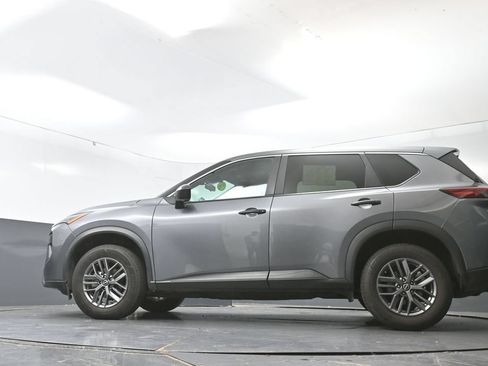Used 2024 Nissan Rogue S FWD image 51