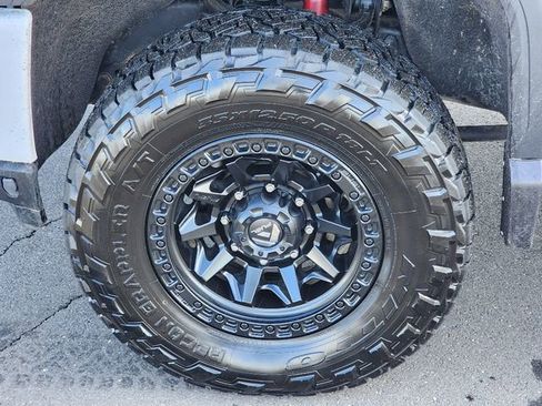 Used 2020 GMC Sierra 2500 Denali w/ Denali Ultimate Package image 18