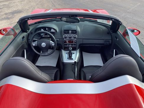 Used 2007 Saturn Sky w/ Premium Trim Pkg image 17