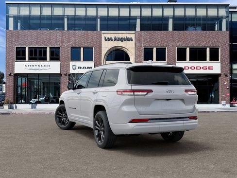 New 2026 Jeep Grand Cherokee L Limited AWD/4WD image 3