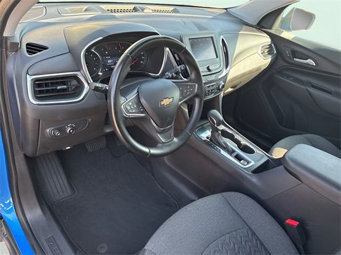 Used 2024 Chevrolet Equinox LT image 19