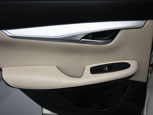 Used 2019 INFINITI QX50 Luxe w/ Navigation Package FWD image 28