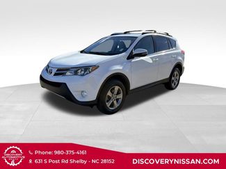 Used 2015 Toyota RAV4 XLE video 2