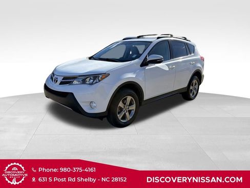 Used 2015 Toyota RAV4 XLE image 2