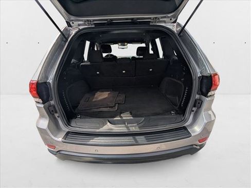 Used 2016 Jeep Grand Cherokee Laredo 75th Anniversary image 6