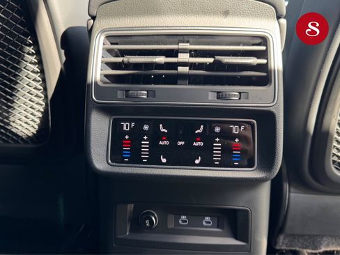 Used 2023 Audi SQ8 Prestige w/ Prestige Package AWD/4WD image 22