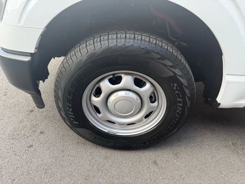 Used 2022 Ford F150 XL image 22