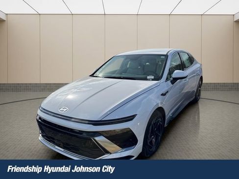 New 2026 Hyundai Sonata SEL AWD/4WD image 1