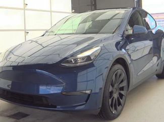Used 2023 Tesla Model Y Long Range video 1
