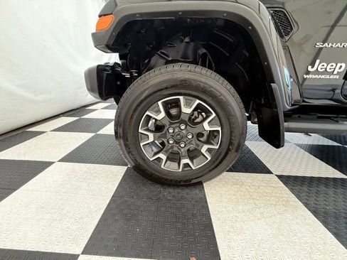 Used 2024 Jeep Wrangler Sahara w/ Technology Group image 12