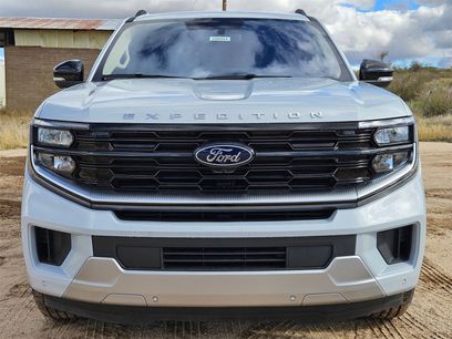New 2025 Ford Expedition Platinum w/ Driver's Package