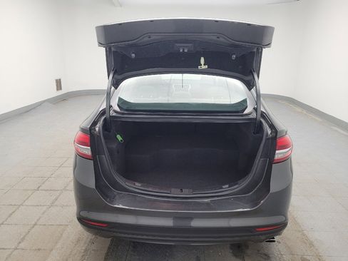 Used 2018 Ford Fusion S image 29