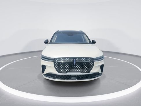 New 2026 Lincoln Nautilus Reserve AWD/4WD image 3