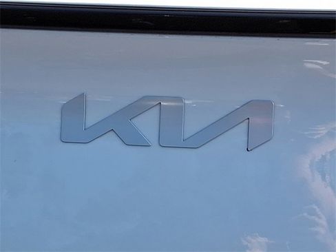 Used 2024 Kia Sportage LX image 28