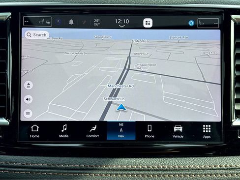 Used 2024 Chrysler Pacifica Pinnacle image 22