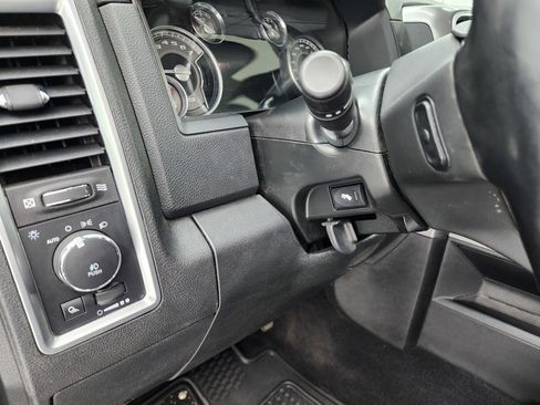 Used 2018 RAM 2500 Limited image 41