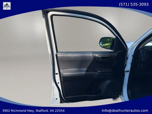 Used 2019 Toyota Tacoma SR RWD image 17