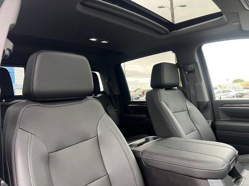 Used 2024 Chevrolet Silverado 2500 LTZ w/ LTZ Plus Package AWD/4WD image 32