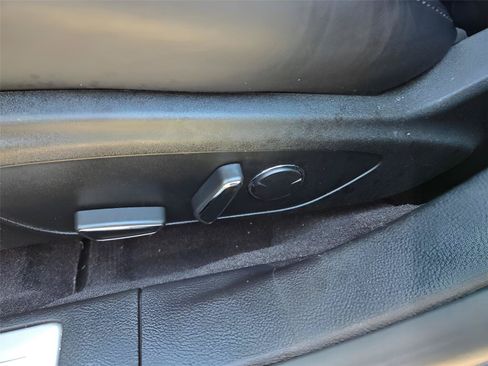 Used 2019 Lincoln MKZ Premiere FWD image 18