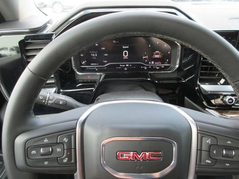 Certified 2025 GMC Sierra 1500 Elevation AWD/4WD image 30