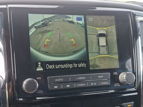 Used 2021 Nissan Titan Platinum Reserve w/ Off Road Protection Package image 18