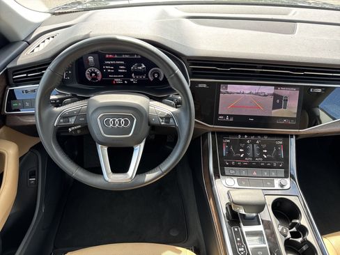 Used 2019 Audi Q8 Premium Plus AWD/4WD image 21
