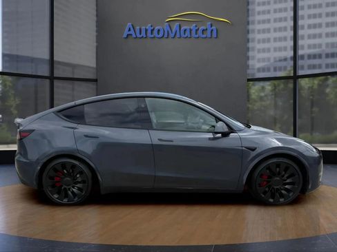 Used 2023 Tesla Model Y Performance AWD/4WD image 11