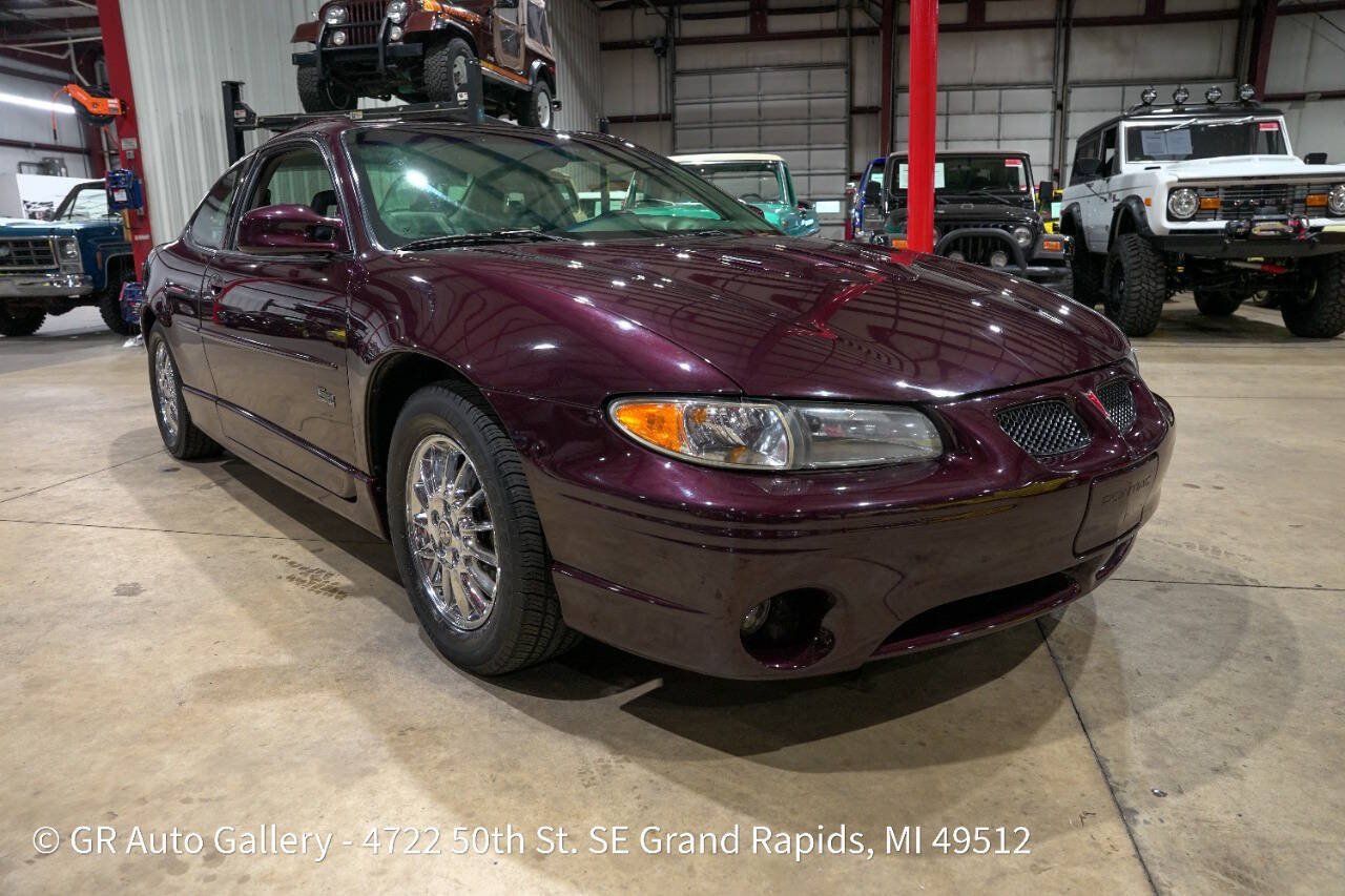 Used 2002 Pontiac Grand Prix GTP FWD image 12