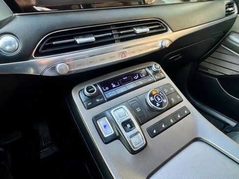 Used 2022 Hyundai Palisade Limited image 15