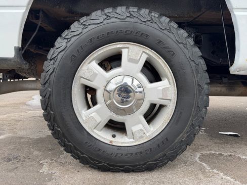 Used 2013 Ford F150 XLT w/ Trailer Tow Pkg image 13