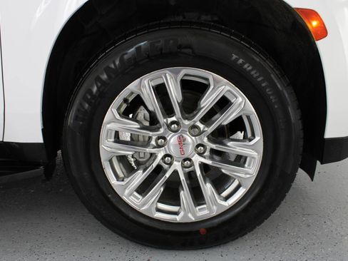 Used 2022 GMC Yukon SLT w/ SLT Premium Package image 87