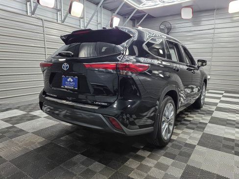 Used 2023 Toyota Highlander Limited AWD/4WD image 5
