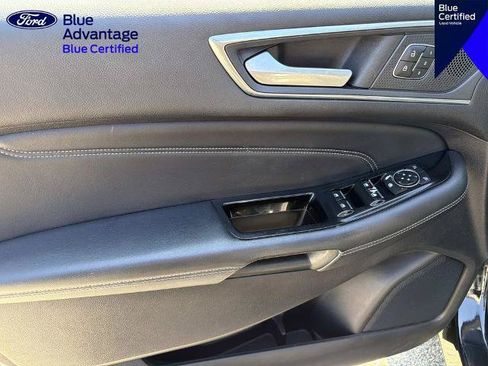 Certified 2019 Ford Edge Titanium w/ Equipment Group 301A AWD/4WD image 15