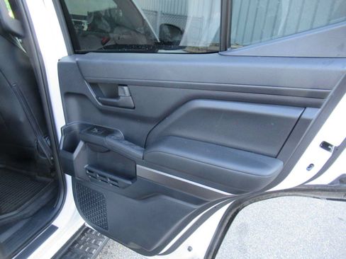 Used 2026 Toyota 4Runner SR5 AWD/4WD image 20
