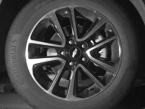 Used 2025 Chevrolet TrailBlazer LT image 13