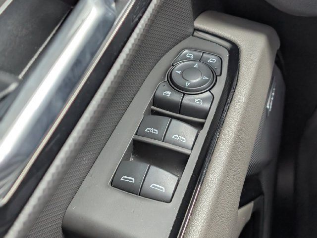 Used 2025 Chevrolet Silverado 1500 ZR2 w/ Technology Package AWD/4WD image 32