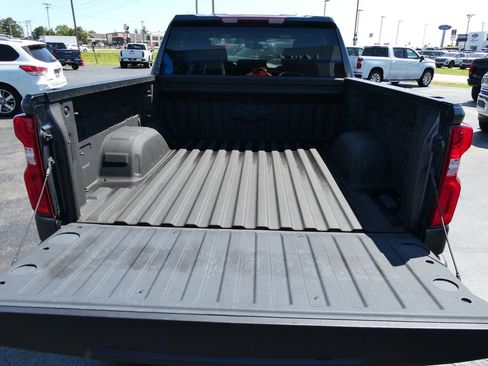 Certified 2021 Chevrolet Silverado 1500 RST AWD/4WD image 17