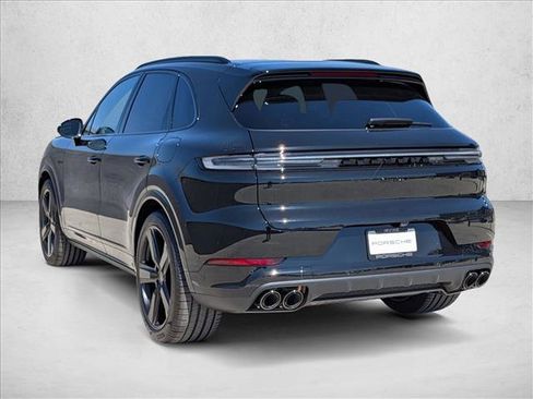 Used 2026 Porsche Cayenne Turbo image 3