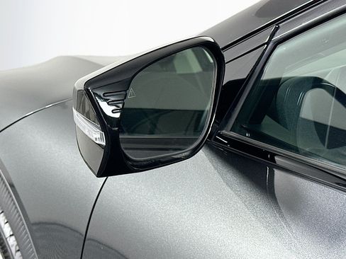 Used 2024 Kia EV6 Light RWD image 16