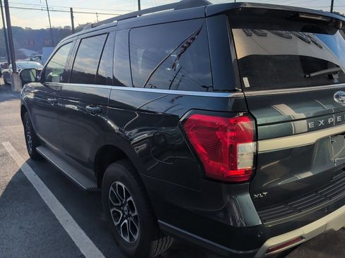 Certified 2024 Ford Expedition XLT image 5