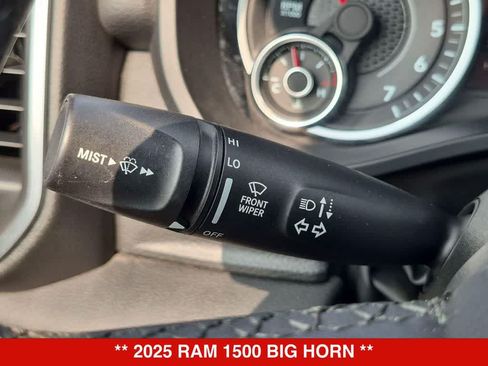 Used 2025 RAM 1500 Big Horn AWD/4WD image 34